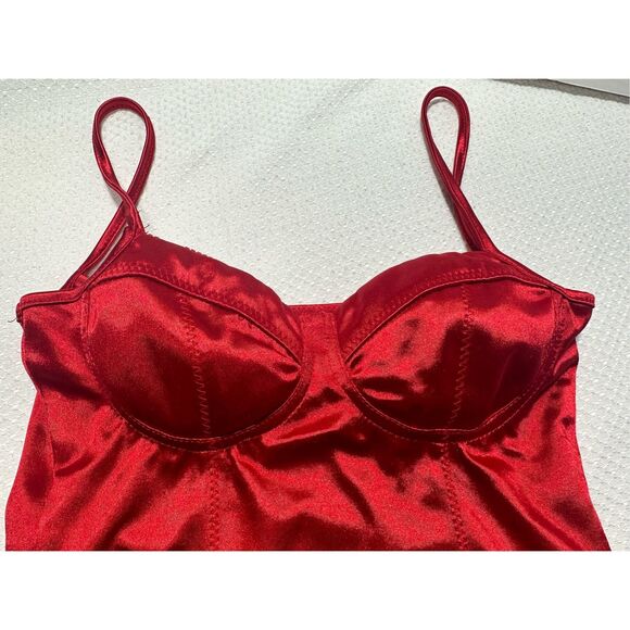 Princess Polly size 0 red satin corset style top *read notes* - Picture 3 of 12
